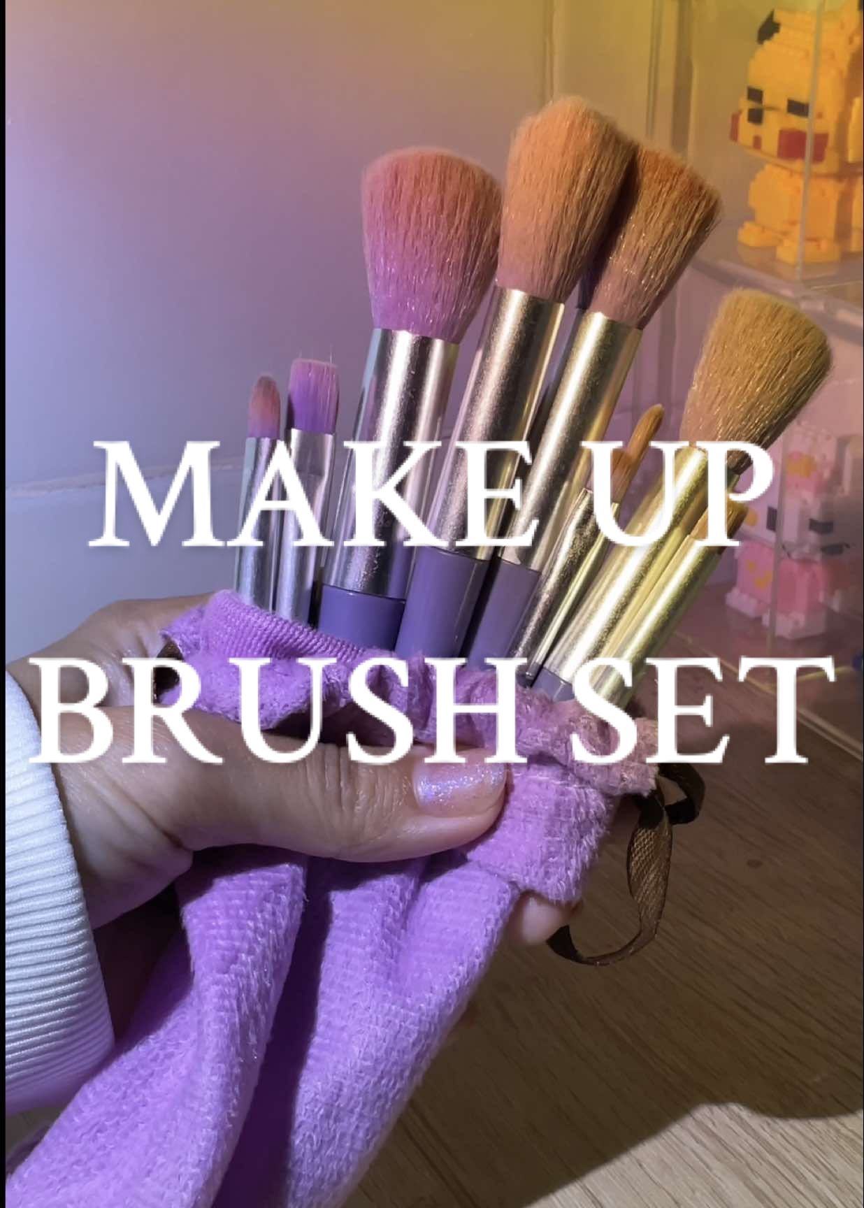 Pretty brushes for pretty looks!💜 #makeupbrushes #makeupbrushset #purplebrush #aesthetic #brushset #sunlamp 