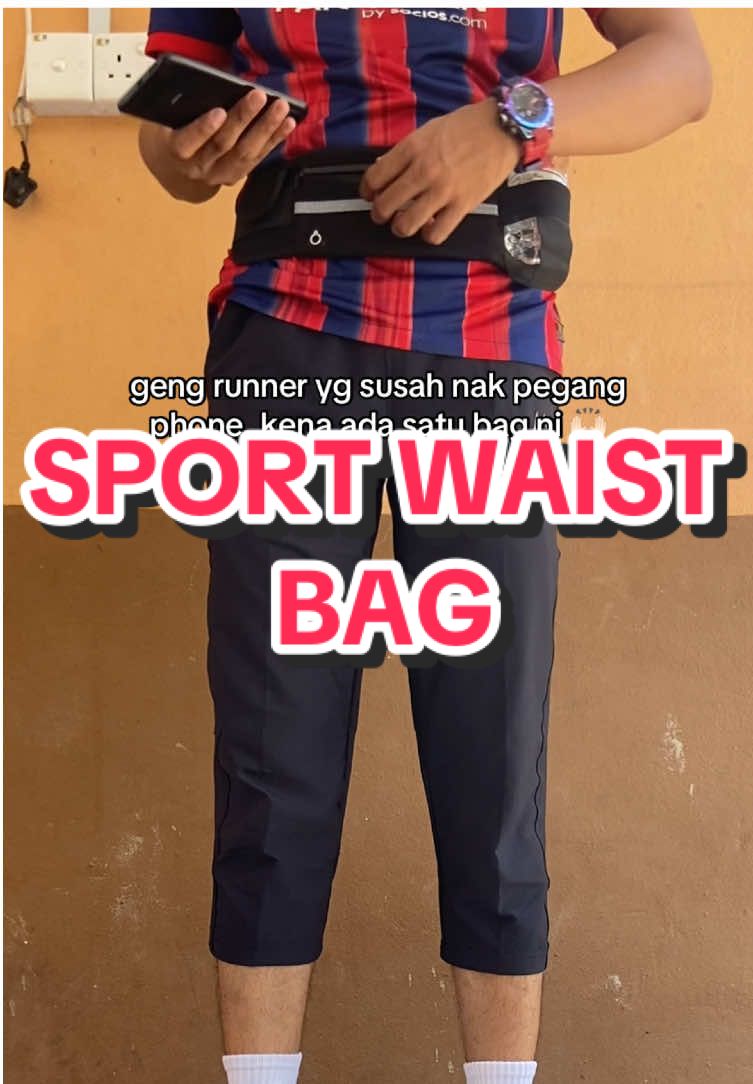 waist bag waterproof senang nak letak phone, botol air 👍  #waistbag #sportswaistbag #beltbag #bagpinggang #begpinggang 
