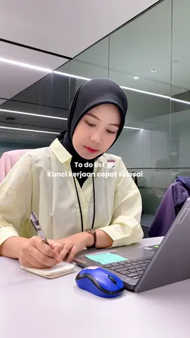 Jujur agak mager buat turun nyari makan siang 🙃 #work #working #worklife #worklifebalance #worklifebelike #officelife #officers #adayinmylife #adayinmylife #dailyvlog #dailylife #DailyRoutine #prestisaahlinyabungapapan #fyp #fypage #berandatiktok @Prestisa 