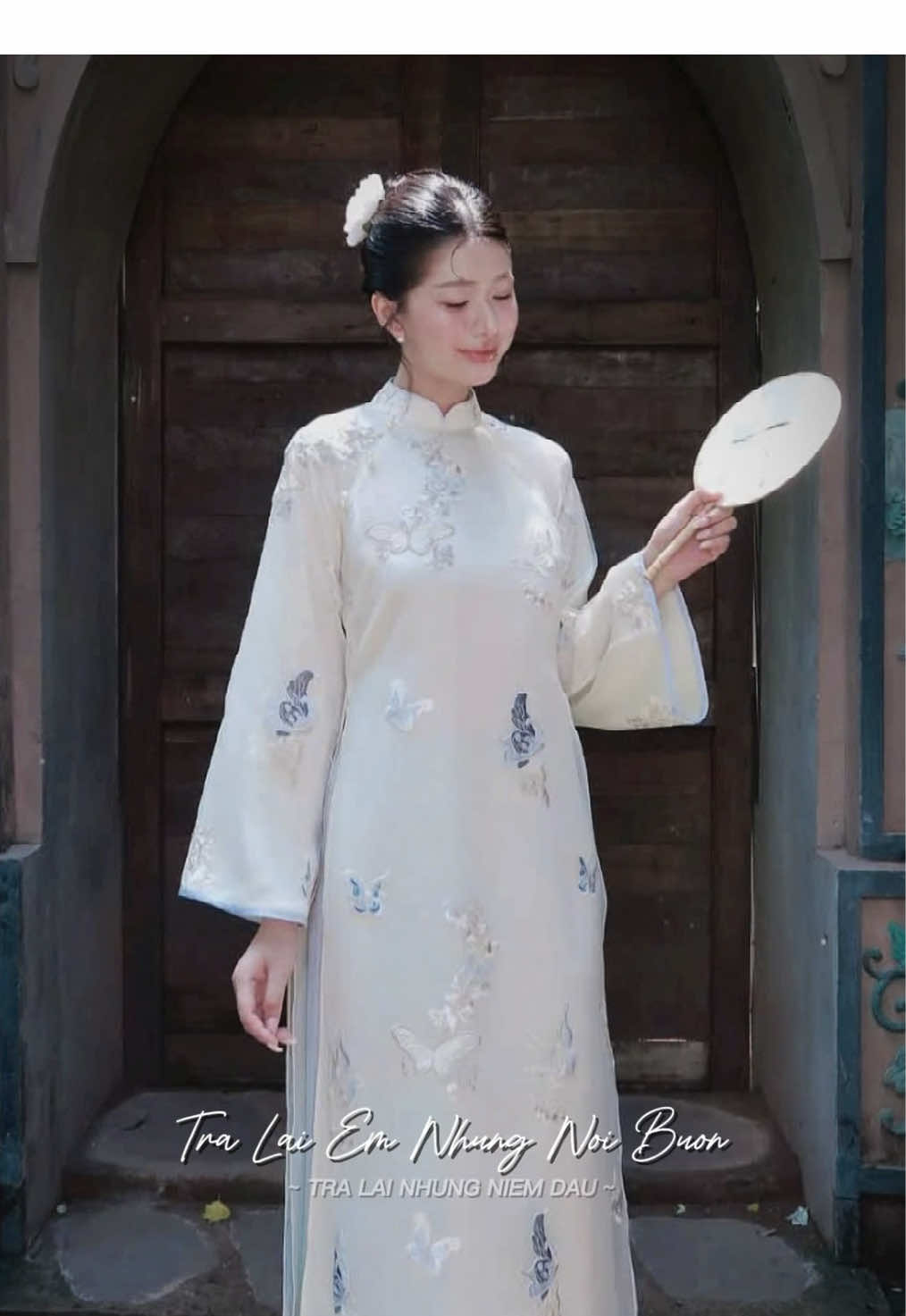 Trả lại anh những lỗi buồn…#suông1993 #tiktoklive #videoviral #aodaicachtan #aodaitheu 