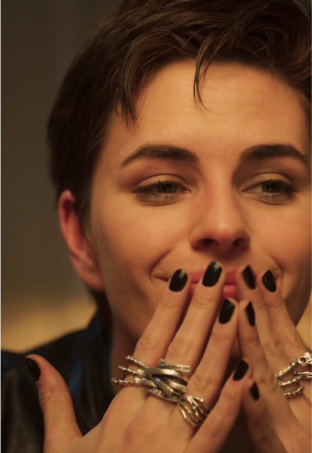 Не помнит спала она с парнем или нет..😅 💜 Сериал «Разочарованные» #сериал #сериалнавечер 