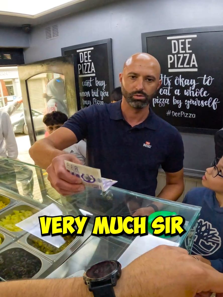 Best Dad Ever..👀 #deepizza #llangollen #pizza #doner #kebab 