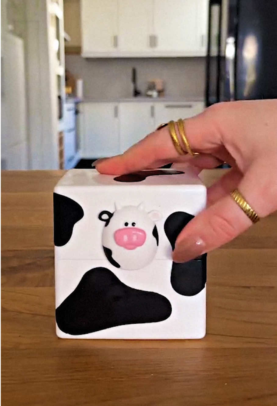 ASMR Random Restocking 🧈🧈🧈 #asmr #asmrtiktoks #asmrrestock #restock #restocking #restockasmr #organized #organizedkitchen #kitchen #kitchenrestock #random #randomrestock #momlife 