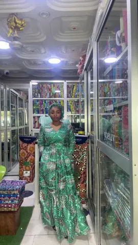 Bon jeudi à vous@IBRAFRIK DECOR @Tawa Bayo707 @Tata Sylvie @KORAD TEXTILE @altinomysty @Josiane @Nafissa Amadou @La Daïshy du bon plan #tiktoknigerianigeria #tiktokghana #viraltiktok #tiktoksenegal🇸🇳dakar🌃bu #visibilitésurtiktok😊❤️ #tiktoksenegal🇸🇳dakar🌃buz❤️🥾👟👞🛍️✅diomaye #tiktoklometogo🇹🇬❤ #tiktokgabon🇬🇦🇬🇦 #tiktokghana🇬🇭 #modelpagneafricain 