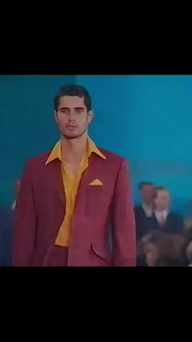 #CameronAlborzian for #OzwaldBoateng Spring 1998 #90smodels #MaleModels #SuperModel #Runway  (last Cameron post for a while)