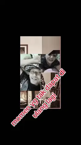 tetap tersenyum.. walupun sedih @New Rosyidah 