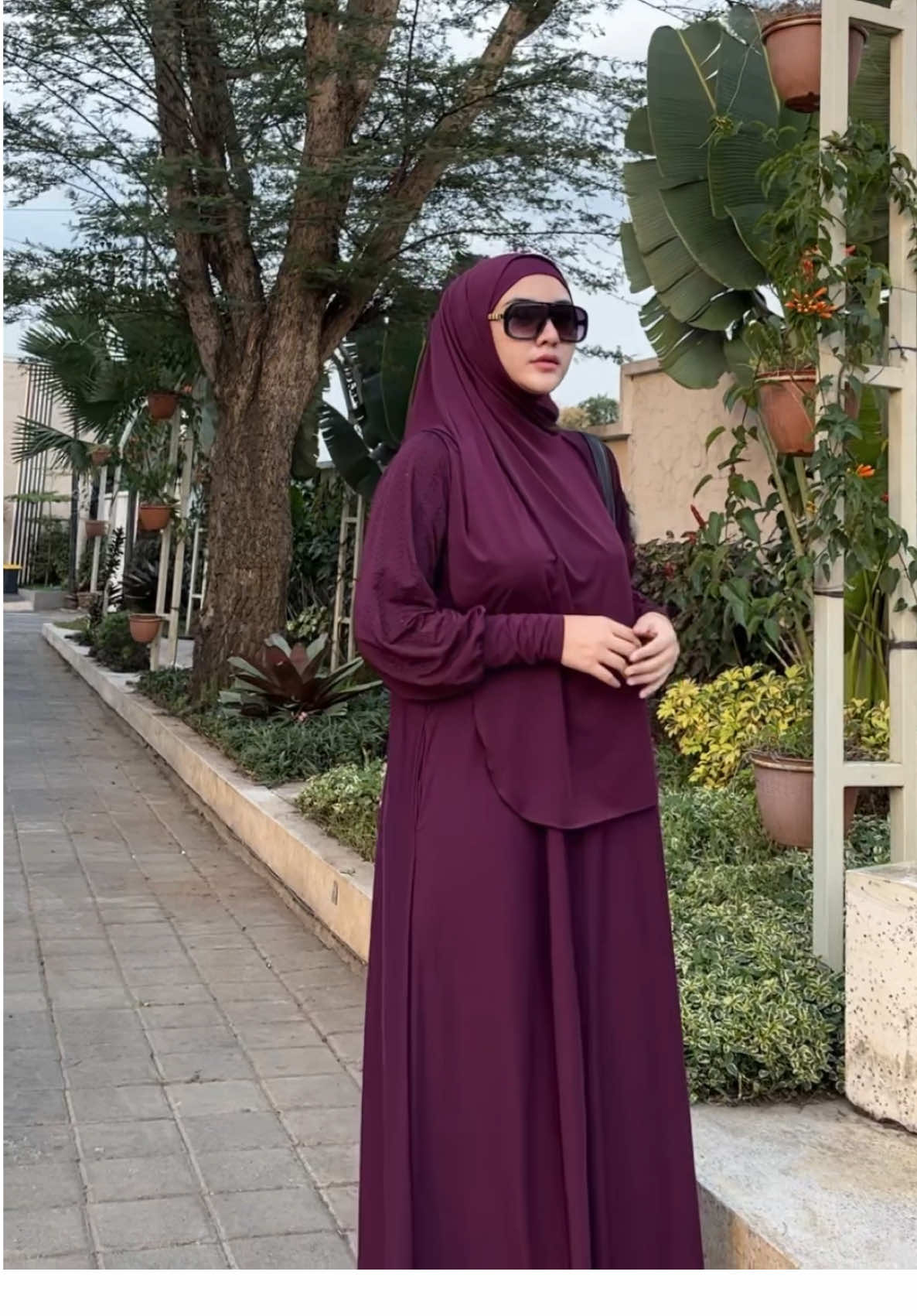 #abayastyle #abayafashion #gamiselegan #abayaumroh #gamiskekinian 