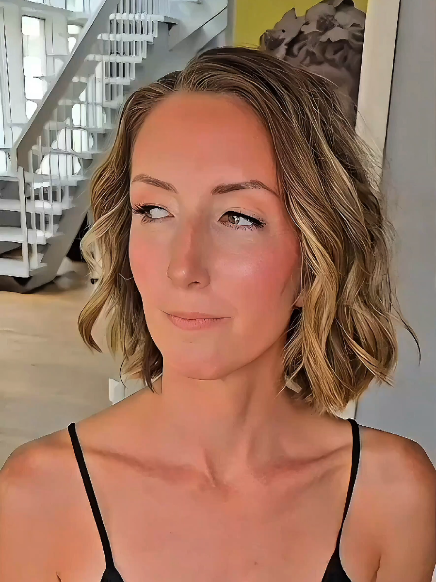 setting spray obsessed  #beautybarglencove #beauty #makeup #settingspray #weddingguest 