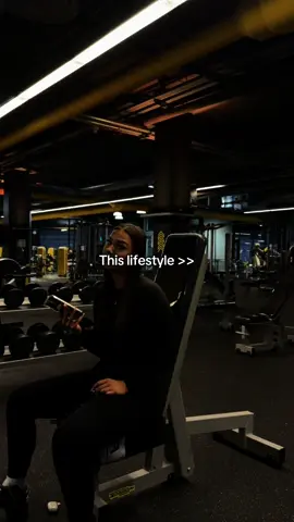 #pourtoi #prt #fyp #gym #fitgirl #gymgirl #gymcouple 