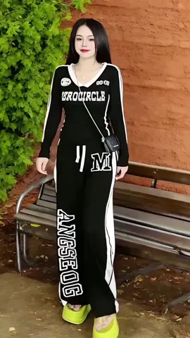 set bộ in chữ dài tay from rộng #thinhhanh #xuhuong #thoitrangnu #outfit #setbo #setboxinh #setbodep #setbothethao #setdoxinh #setbonuthoitrang #setbonu 