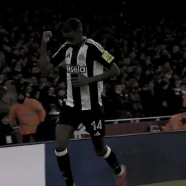 He will continue with Newcastle🥶 #newcastle #isak #edit #football #fyp 