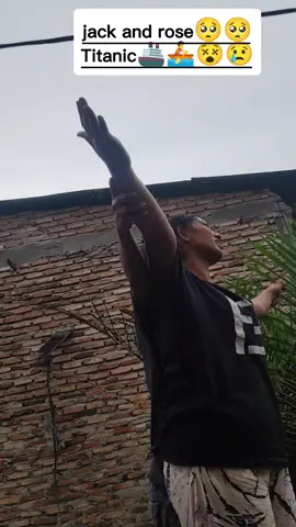 Nyungsep gaes si jack and rose🥺  #viral  #videolucu  #videoviral  #katakatalucu  #komedi