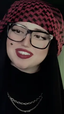 #لابس_اسود_ويحب_الجوبي #عائشة_الباني_🧉 