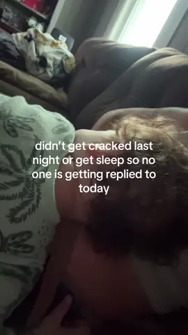 full transparency, it has been one of the worst couple of weeks that i’ve had in awhile. i’ve hit my breaking point a few times and just broke down. but im a mama and my job is never ending so we just keep on pushing🥲