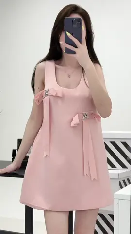 Váy xinh nhà em có sẵn #fypシ゚ #xuhuongtiktok #fyp #xuhuong #trending 