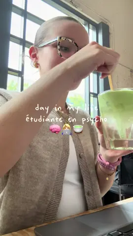 le retour des vlogs?🤭🫶🏻 #creatorsearchinsights #fyp #montreal #unistudent #psychology 