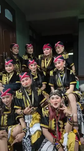 ciwi²wcb, maaf nek ngetag e kurang, izin mbk@Sintaaa⛓️ @sinta🌀🌪 mbk@Linda_Gandol02 @lindagandol09 mbk@jeje mbk@jihan @jihan mbk@mellaajaaaaaa mbk@any20394 @WAHYU CIPTO BUDOYO #wcb #foryoupage #xybcafyp #4u #jaranan #temanggung #masukberanda #waroktemanggungan #bismilahrame #CapCut 