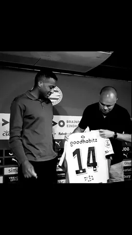 Samba plea … #alassaneplea #gladbachedits #mönchengladbach #vflborussiamönchengladbach #borussiamönchenglach 