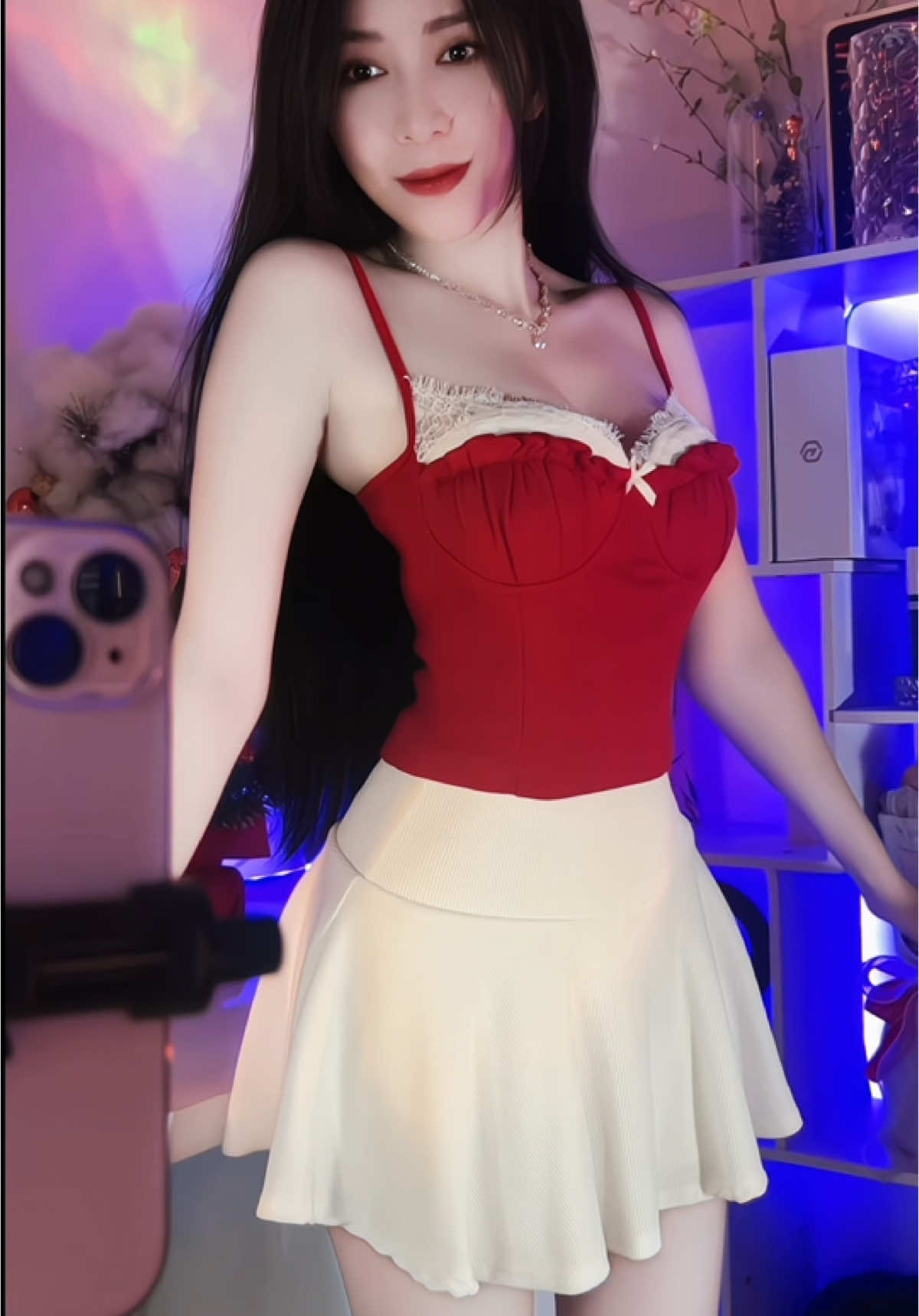 Dáng không nuột để tuột m.a.t anh #sarahduongreview #sarahduongvlog #sarahduonglive #reviewquanao #phaidepngaynay #reviewlamdep #aoday 