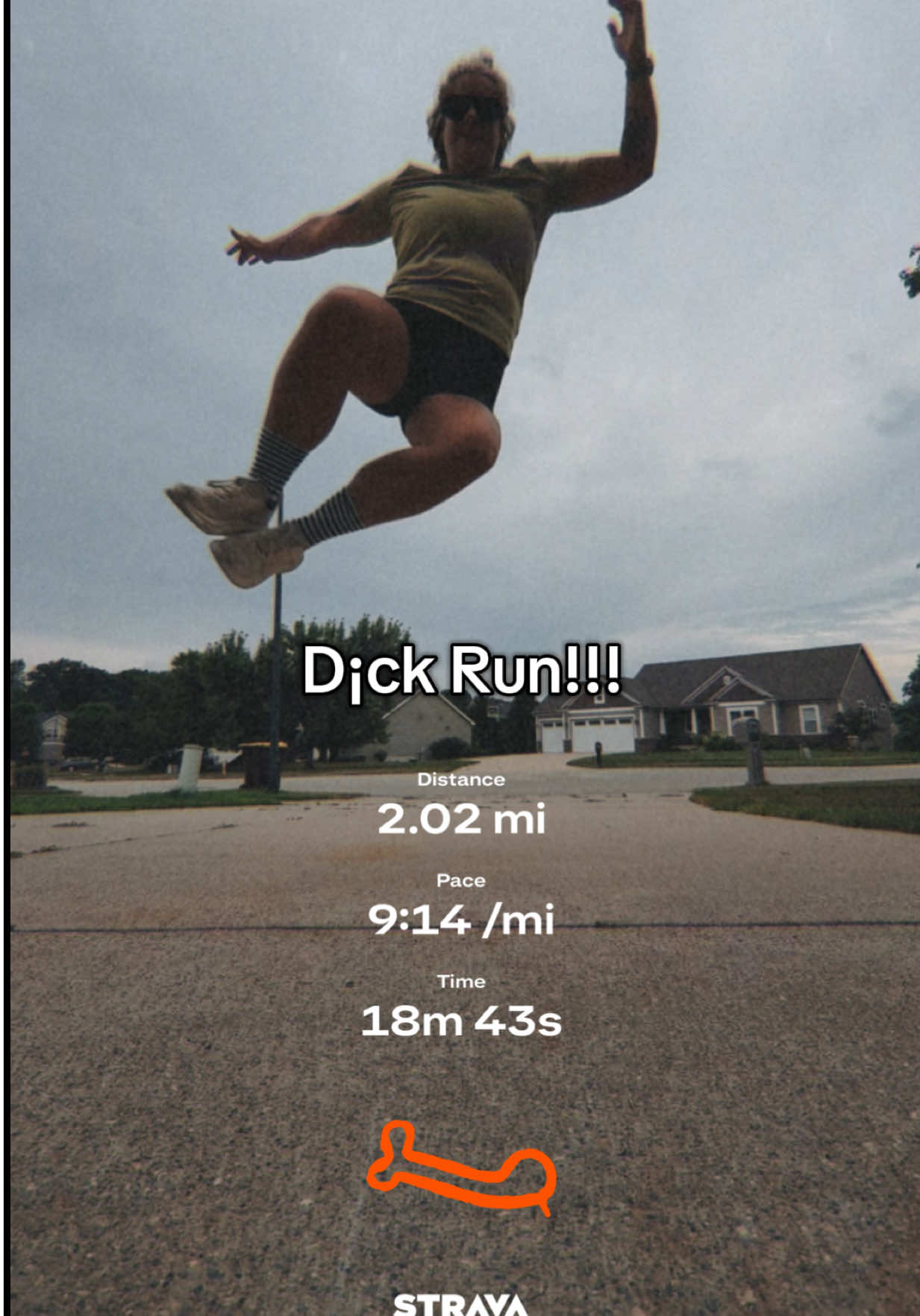 D¡ck Run!!! Please like this post I ran thru my neighbors yard to make the tiny ballz ok. Treated my cul de SACK like a track and did some intervals in the shape of a d¡ck 🥰 #strava #stravachallenge #runner 