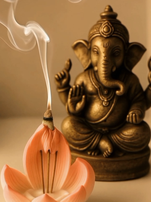 Lord Ganesha🙏✨ #capcut #tamil #ganesha #trending #tamilsong #viral  #tamilmuser #lotus #pillaiyar 
