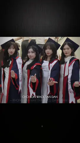 #CapCut Tấm bằng rồi cũng để đội đầu chống nắng thôi @🦔 @nho nhỏ @Quỳnh Nga  #vnu #daihocluatdhqg #xuhuong 