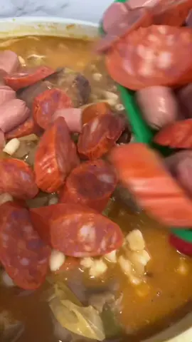 Quem concorda respira🙂‍↔️🙂‍↔️🙂‍↔️🙂‍↔️ #comida #donadecasa #fupviraltiktok🖤シ♡❥♡ #fyp #angola🇦🇴portugal🇵🇹brasil🇧🇷 