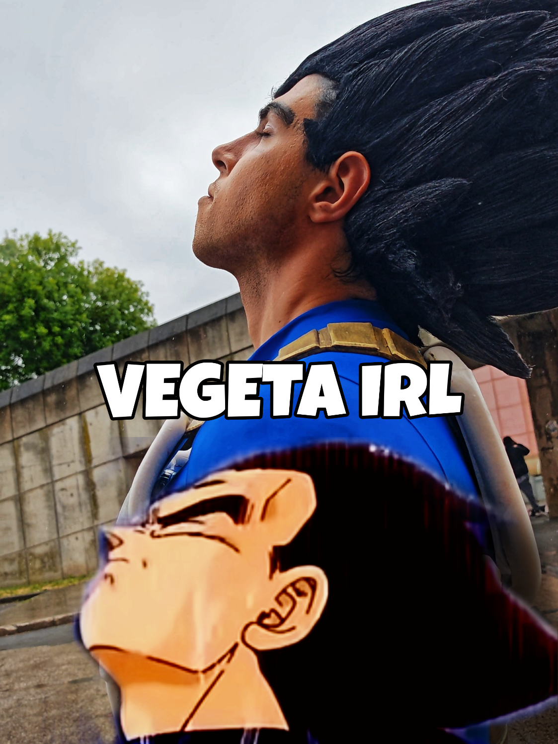 Estrené a Vegeta y llovió en un día de verano, era una señal, tenía que grabar el vídeo 😂 Gracias @GYMBROTAKU por inmortalizar este momento 🫂 #japanexpoparis2025 #japanexpo2025 #japanexpoparis  #dragonballcosplay #vegetacosplay