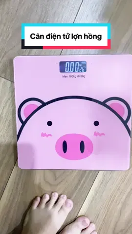 Cân điện tử lợn hồng nè #candientu #candientuthongminh #candientugiare #candientusuckhoe #candientuheohong 