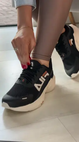 Tênis Fila! #shorts #fila #tenisfila #tenisfeminino 