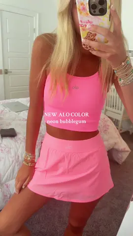 Take all my money @alo #alo #aloset #OOTD 