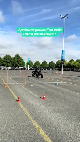 @Hafidapvris Après une pause d’un mois on est pas mal nan ?! Une erreur de parcours - mais c’est pas mal. Quand les bases sont acquises c’est top plus qu’à perfectionner !! #permismoto #levelupautoecole #plateaumoto #bikelife #fyp #jul #permisa2 
