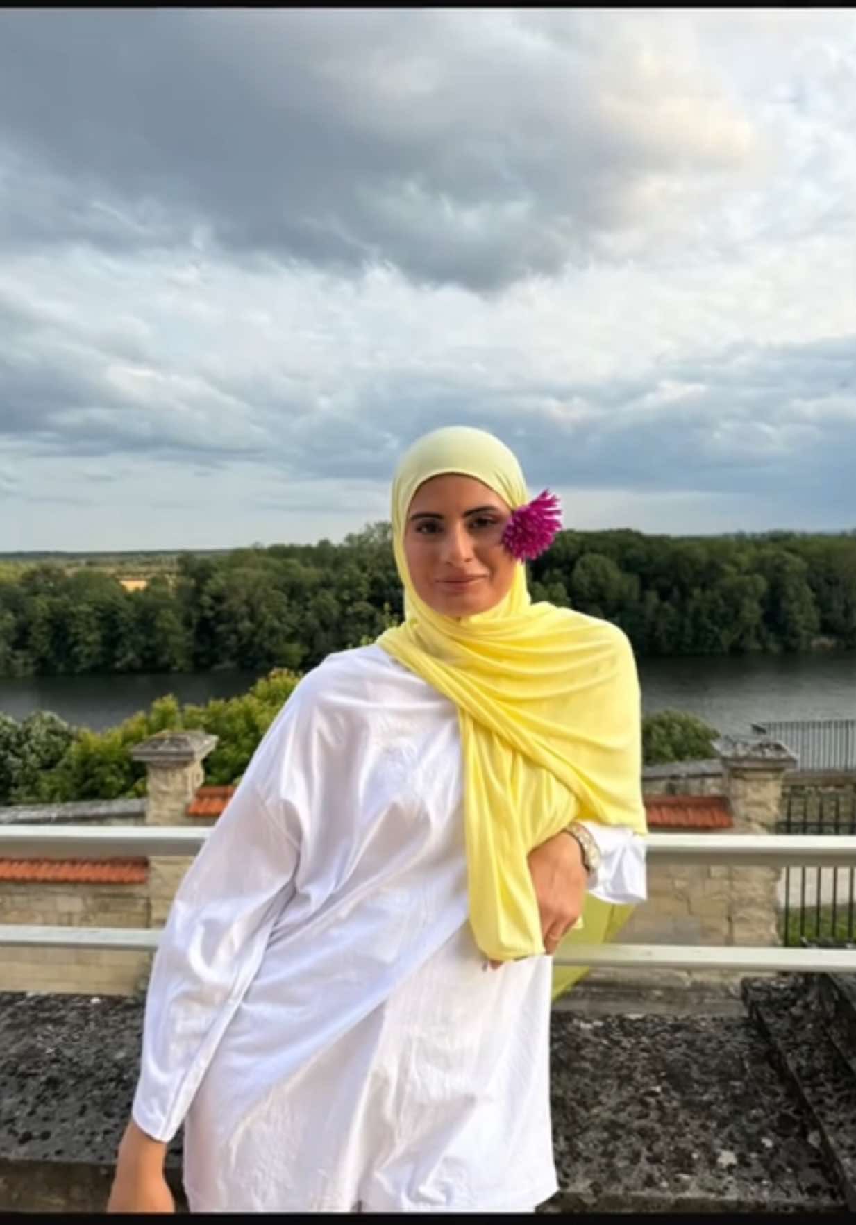 @Nisaalyah , la mode mastour qui parle à toutes les femmes. Découvre sa collection dès maintenant. 🤍 #MastourStyle #ModeModeste #HijabiFashion #Nisaalyah #TenueMastour #FYP #PourToi #StyleHalal #MuslimahFashion #OotdModeste #TenueDuJour