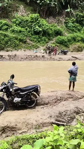পাহারে ডাইভার করা ততডা সহজ না ভাই #funnyvideos #fypシ #vairal 
