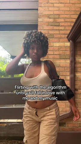 Hello???!!!! I’m dropping this soon! #wheresmycupid? #hello? #fyp #viral #kashkenni #independentartist #foryoupage 