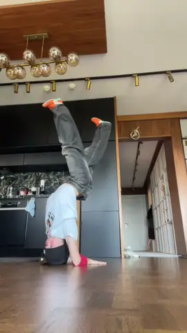 #breaking#breakdance#bgirl#dancer#breakdancer#freeze#fyp