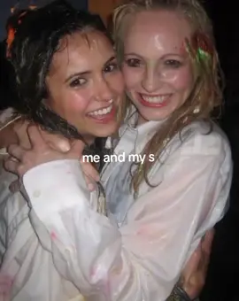 #vampirediaries #samandcat #meangirls #desendants #strangerthings #euphoria #wednesday #singers #gossipgirl #gilmoregirls #twobrokegirls #icarly #fyp #foryou #foryoupage #trending #viral #followme #tiktok #Love #xyzbca #myfav #inital #s #sara @🧚🏽‍♀️. 