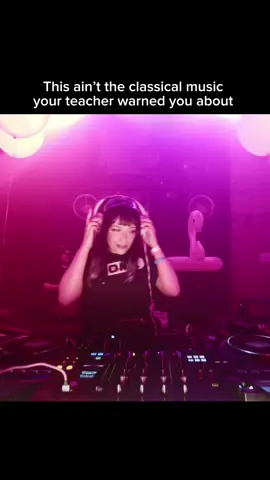 Mozart could never #cancan #jacquesoffenbach #classicalmusic #dj #orchestra #djtok #hardstyle #club #rave #electronicmusic #edm #happyhardcore #djsarahbonito #fyp #trending 