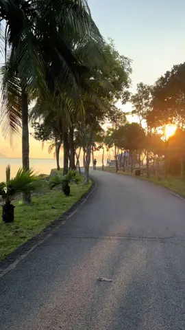 Bình yên…🪴🌿🌴#vedanalagoonresort #nhungngayrongchoi #yeunoinay #viral #trending #colencogai #chualanhlamothanhtrinh #binhminh #binhminhtrenphatamgiang #phatamgiang #hue #huecity