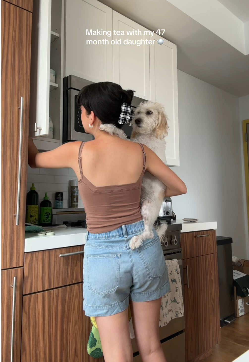 Shes the best helper I know 💘 #nyc #dogmom #dogmomlife #tea 