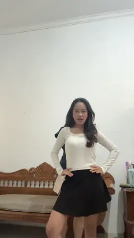 Haha soundnya makin aneh” ni maluuu