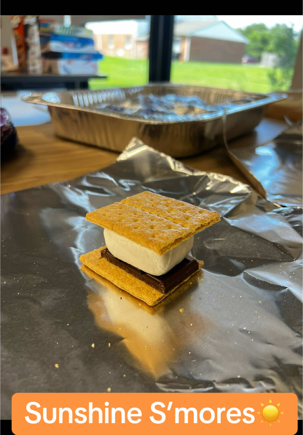 Sunshine S’mores ☀️ #scienceexperiments #solarsmores #summercamp #smores #fyp #kidsoftiktok #BAAM #viral 
