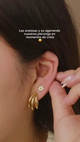 Si soy, si somos, ¿verdad? 🤭 Agenda Piercing Studio:  VIERNES 18 📍CC Plaza Norte | 2-9 pm SÁBADO 19 📍CC Plaza Norte | 2-9 pm 📍CC Paso 28 Julio Miraflores | 12 - 2 pm 📍CC Jockey Plaza | 3- 6 pm Reservar tu cita en www.bohoo.pe o al 937-100-591 👂🏼 #piercing #piercingstudio #piercings #earlook #piercingoreja #piercinggirl 