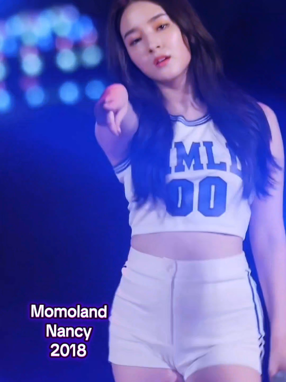 IS #MOMOLAND BACK ?  #Nancy 's #BAAM #fancam is still one of my favorites. In year 2018 #Baamversion she looks as gorgeous than today year 2025 ♡♡♡