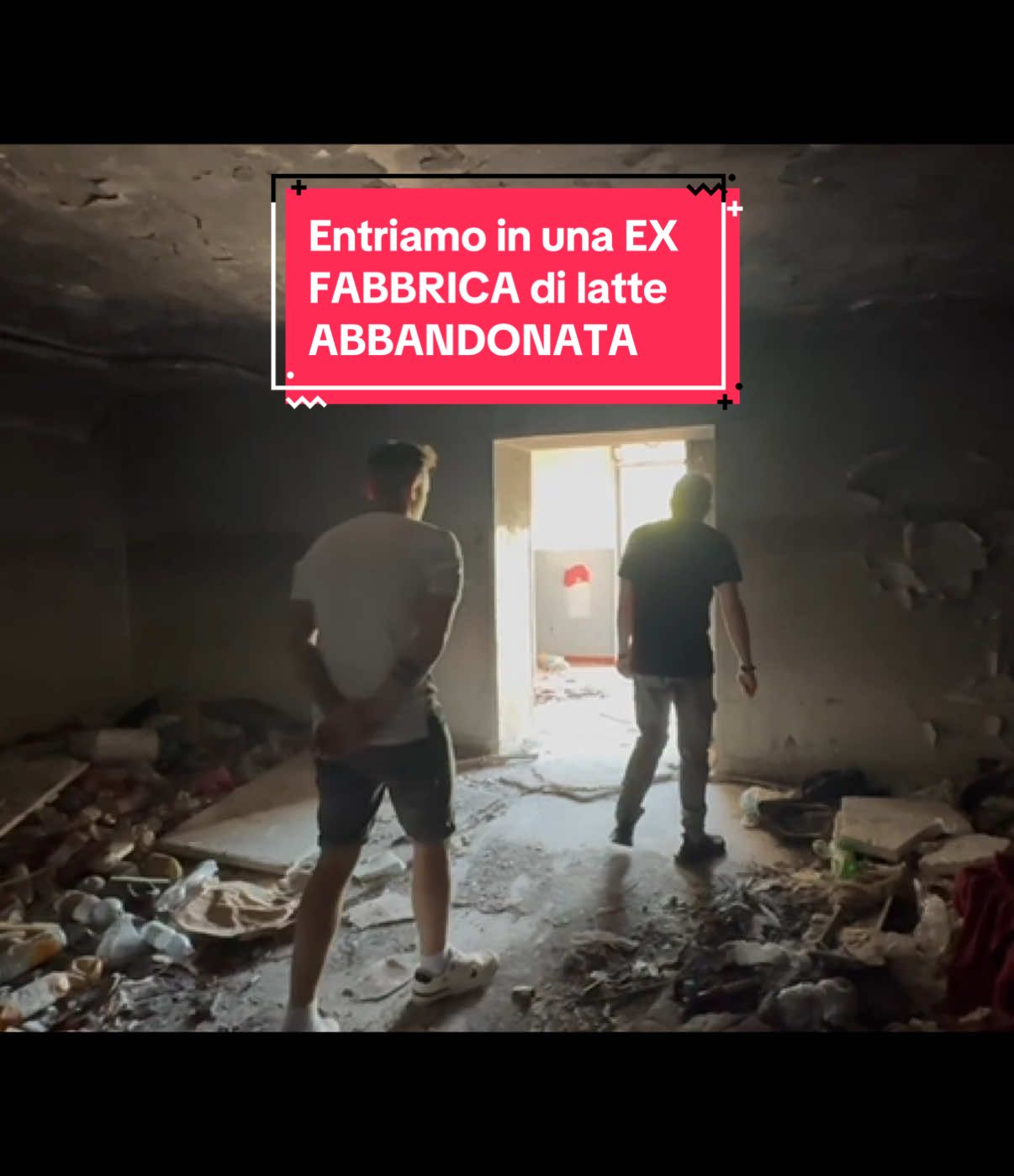 #urbexworld #urgexveneto #exfabbrica #luoghidellabbandono 
