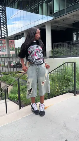 @crazyvision.us on ig the versatility of the piece is so unmatched and it’s premade  #streetwearstyle #styleinfluencer #styleinspo #streetwear #atlanta #fashion 