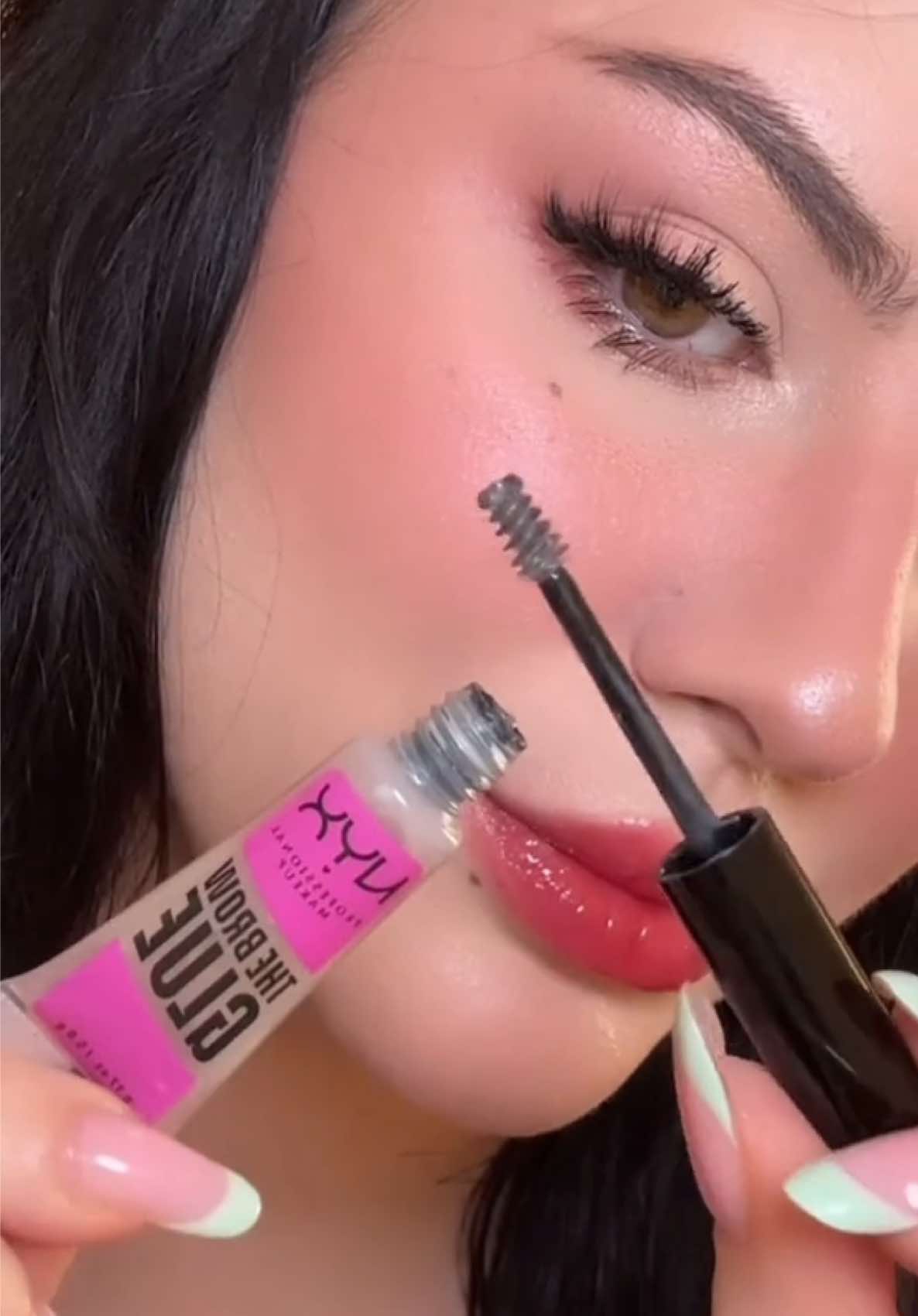 @NYX Professional Makeup  brow glue 🩷  #makeup #nyxcosmetics #nyxbrowglue 