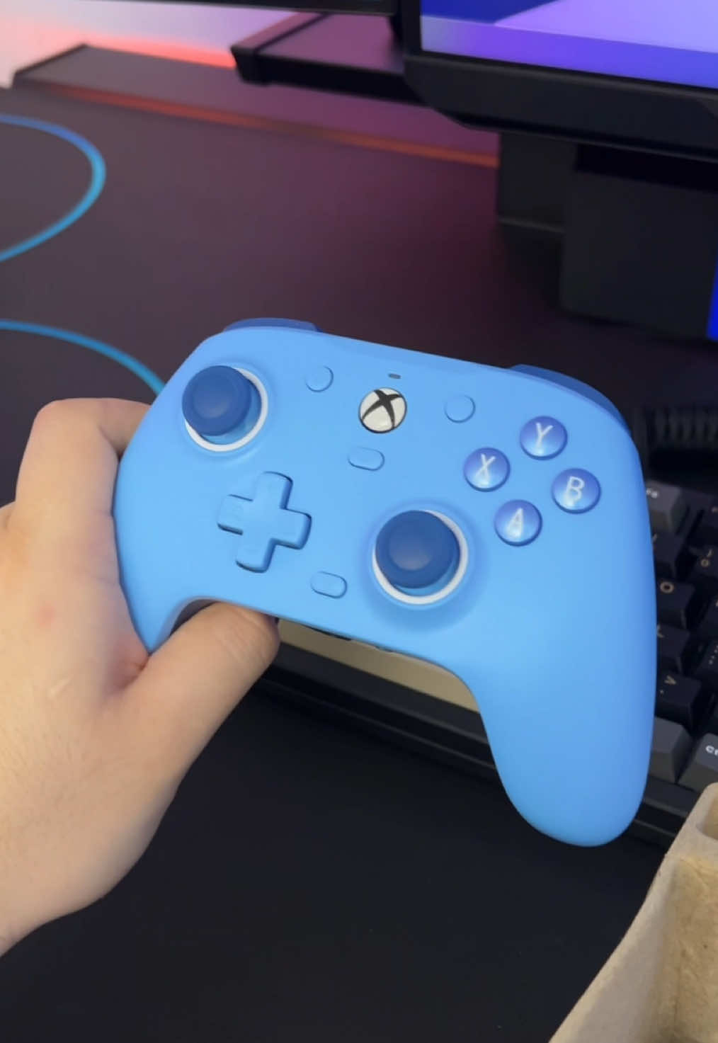 Unboxing and setting up my blue GameSir G7 SE (my HE controller order is also on the way)