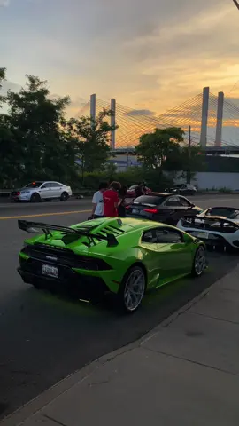 Fake Lamborghini Huracan STO #lamborghini #sto #huracan #huracansto #lamborghinisto #lamborghinihuracansto #v10 #fake #viral #supercar #hypercar #spec #goldenhour #sunset 
