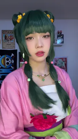 MAOMAO IS STRONGER THAN ME CAUSE I WOULDVE FOLDED. #maomao#maomaocosplay#apothecarydiariescosplay#apothecarydiaries#anime#manga#gardenparty#cosplay#fyp#foryou#foryoupage 